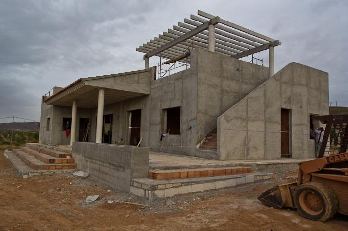 391683_538603432823346_757833138_n