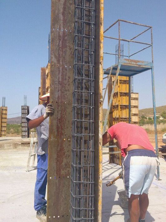 399472_493687440648279_595138900_n