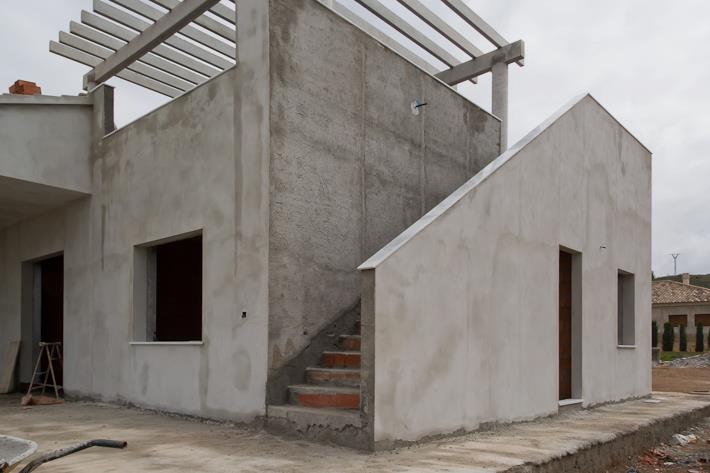 291828_553379894679033_1491456235_n