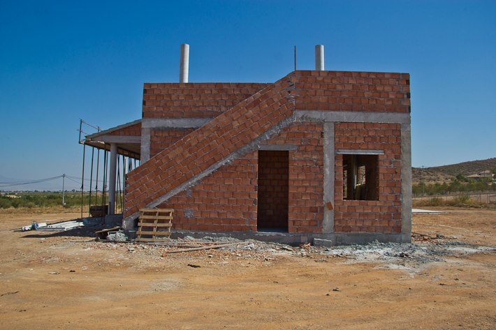 298360_523743890975967_612671039_n